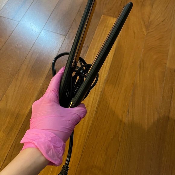 FoxyBae Titanium Flat Iro like new - Picture 3 of 3